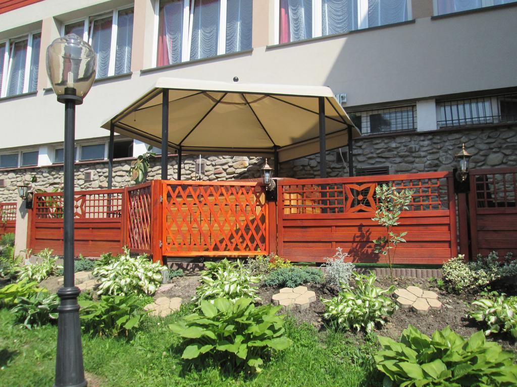 Gwarek Centrum Wypoczynkowe Ustroń Exteriör bild